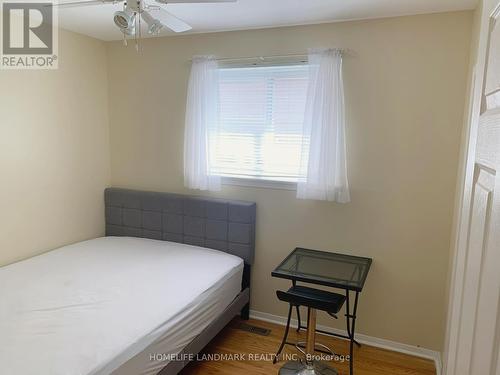 Upper 2 - 57 Painswick Crescent, Toronto, ON - Indoor Photo Showing Bedroom