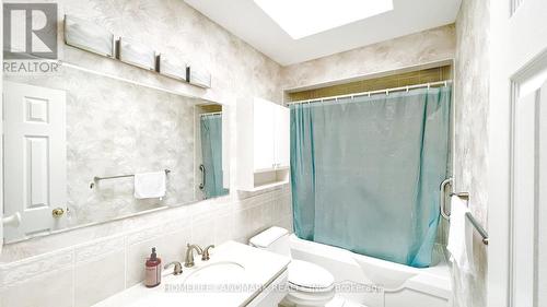 Upper 2 - 57 Painswick Crescent, Toronto, ON - Indoor Photo Showing Bathroom