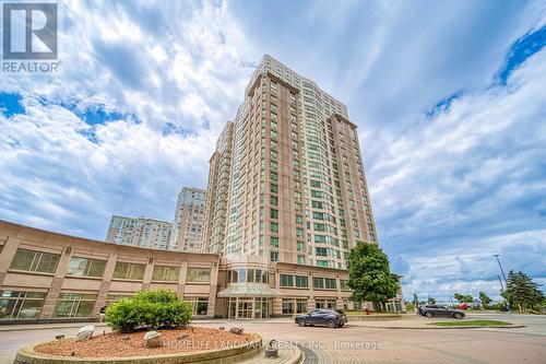 1009 - 18 Lee Centre Drive, Toronto, ON - Outdoor With Facade