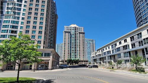 1009 - 18 Lee Centre Drive, Toronto, ON - Outdoor With Facade