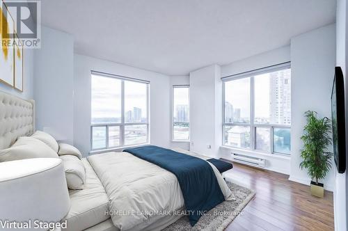 1009 - 18 Lee Centre Drive, Toronto, ON - Indoor Photo Showing Bedroom