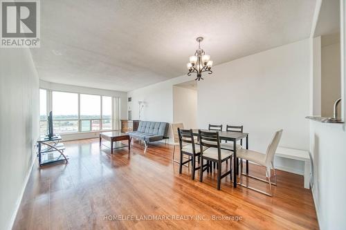 1009 - 18 Lee Centre Drive, Toronto, ON - Indoor Photo Showing Dining Room