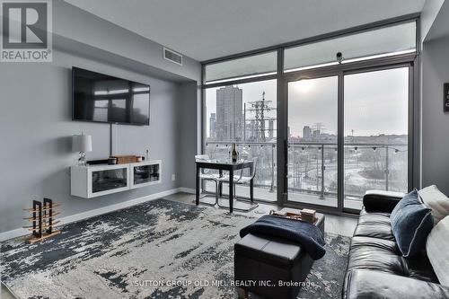 506 - 105 The Queensway, Toronto (High Park-Swansea), ON - Indoor Photo Showing Living Room