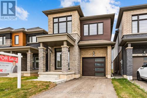 382 Barker Parkway, Thorold, ON - Outdoor With Facade