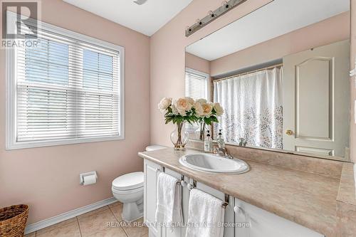 3 Mistycreek Crescent, Brampton (Fletcher'S Meadow), ON - Indoor Photo Showing Bathroom