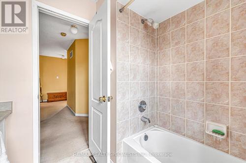 3 Mistycreek Crescent, Brampton (Fletcher'S Meadow), ON - Indoor Photo Showing Bathroom