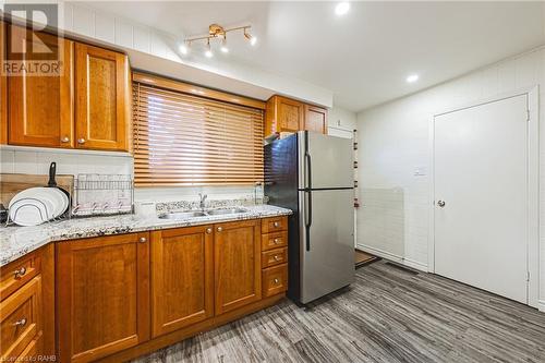 78 Riverdale Drive, Hamilton, ON - Indoor Photo Showing Kitchen With Double Sink