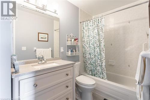 ensuite - 2300 Parkhaven Boulevard Unit# 407, Oakville, ON - Indoor Photo Showing Bathroom