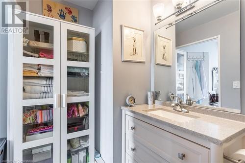 2300 Parkhaven Boulevard Unit# 407, Oakville, ON - Indoor Photo Showing Bathroom