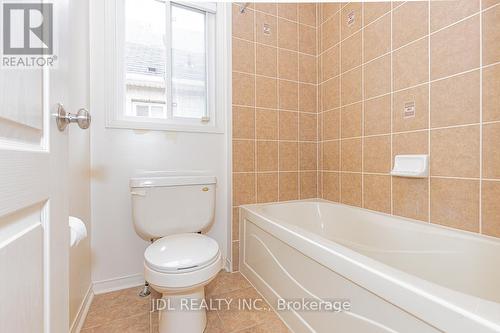 1477 Cordick Street, Oshawa, ON - Indoor Photo Showing Bathroom