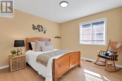 4 Muskox Drive, Toronto, ON - Indoor Photo Showing Bedroom