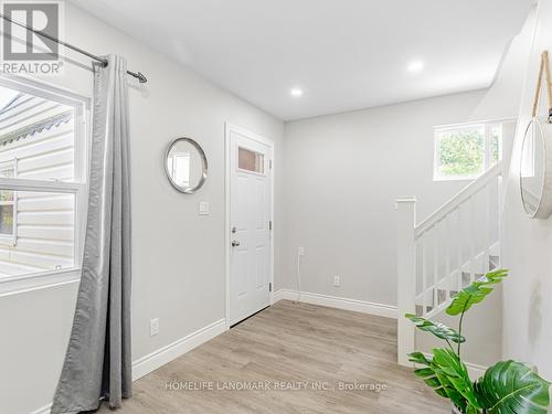 21 East Road, Toronto (Birchcliffe-Cliffside), ON - Indoor Photo Showing Other Room