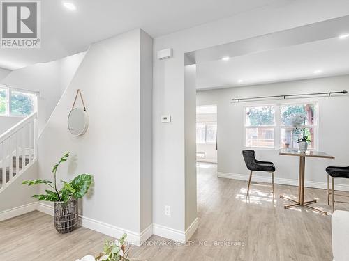 21 East Road, Toronto (Birchcliffe-Cliffside), ON - Indoor Photo Showing Other Room