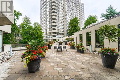 1807 - 1300 Islington Avenue, Toronto, ON - Outdoor