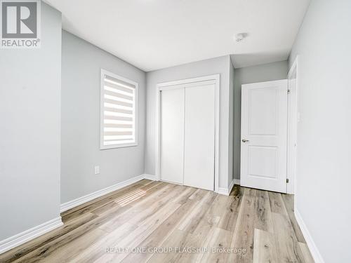 5 Rapids Lane, Hamilton, ON - Indoor Photo Showing Other Room