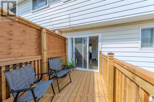 56 Raleigh Court S, Hamilton (Quinndale), ON - Outdoor With Deck Patio Veranda With Exterior