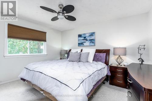 817 Woodside Court, Fort Erie, ON - Indoor Photo Showing Bedroom