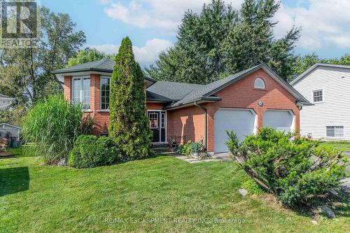 817 Woodside Court, Fort Erie, ON - Outdoor