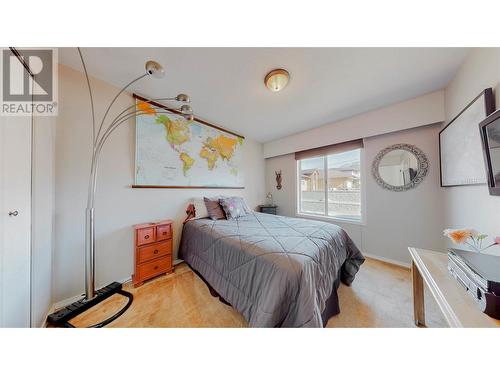 6940 Mountainview Drive Drive, Oliver, BC - Indoor Photo Showing Bedroom