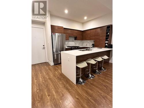 1925 Enterprise Way Unit# 305, Kelowna, BC - Indoor Photo Showing Kitchen