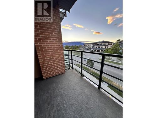 1925 Enterprise Way Unit# 305, Kelowna, BC - Outdoor