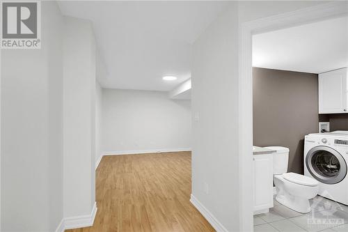 195 Switzer Avenue, Ottawa, ON - Indoor Photo Showing Laundry Room