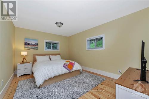 101 Arthur Road, Tay Valley, ON - Indoor Photo Showing Bedroom