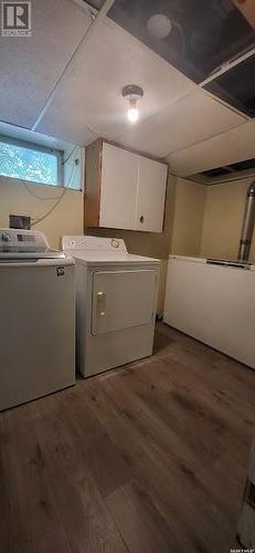 511 Main Street, Oxbow, SK - Indoor Photo Showing Laundry Room