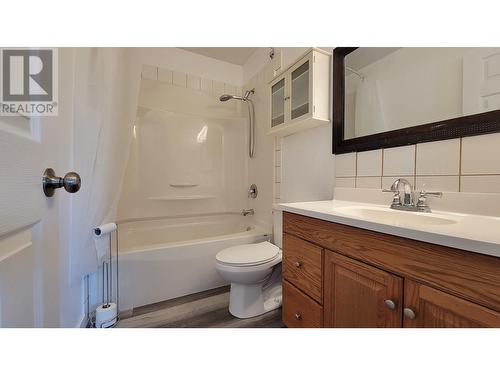 7651 Mcmaster Crescent, Prince George, BC - Indoor Photo Showing Bathroom