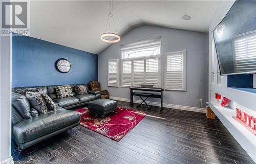 59 Netherwood Road, Kitchener, ON - Indoor Photo Showing Living Room