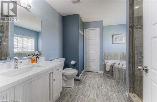 59 Netherwood Road, Kitchener, ON - Indoor Photo Showing Bathroom