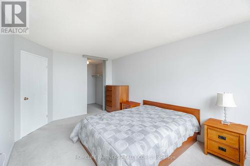 408 - 350 Webb Drive, Mississauga (City Centre), ON - Indoor Photo Showing Bedroom