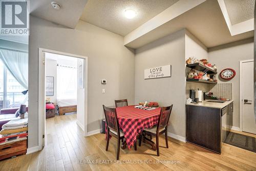 621 - 4011 Brickstone Mews, Mississauga (City Centre), ON - Indoor Photo Showing Dining Room