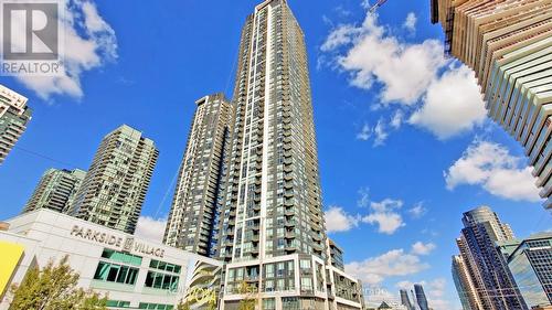 621 - 4011 Brickstone Mews, Mississauga (City Centre), ON - Outdoor With Facade