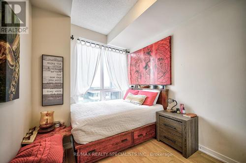 621 - 4011 Brickstone Mews, Mississauga (City Centre), ON - Indoor Photo Showing Bedroom