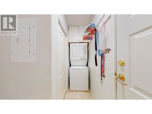 9400 115Th Street Unit# 48, Osoyoos, BC - Indoor Photo Showing Laundry Room