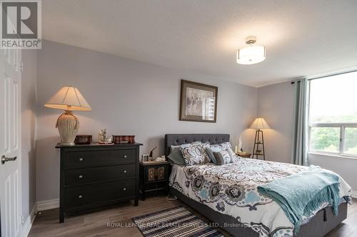 908 - 20 Edgecliff Golfway, Toronto, ON - Indoor Photo Showing Bedroom