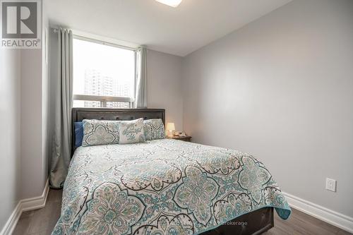 908 - 20 Edgecliff Golfway, Toronto, ON - Indoor Photo Showing Bedroom