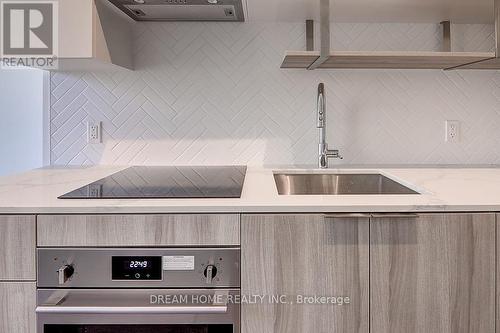 806 - 15 Holmes Avenue, Toronto (Willowdale East), ON - Indoor Photo Showing Kitchen