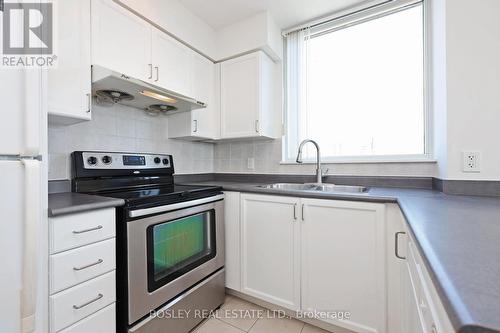 3605 - 23 Hollywood Avenue, Toronto (Willowdale East), ON - Indoor Photo Showing Kitchen With Double Sink