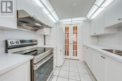 807 - 188 Bonis Avenue, Toronto (Tam O'Shanter-Sullivan), ON - Indoor Photo Showing Kitchen