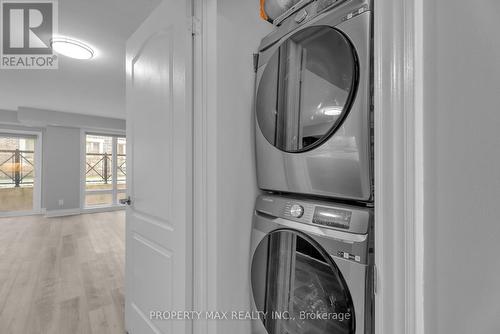 505 - 30 Dunsheath Way, Markham, ON - Indoor Photo Showing Laundry Room