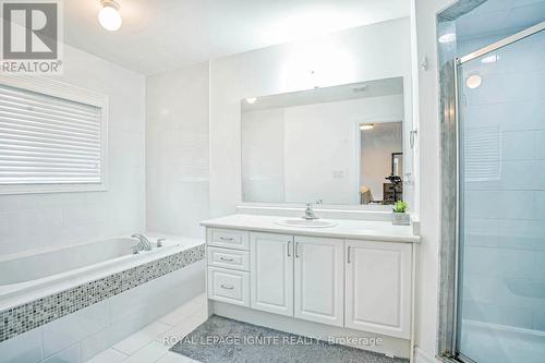 69 Thornbush Boulevard, Brampton, ON - Indoor Photo Showing Bathroom