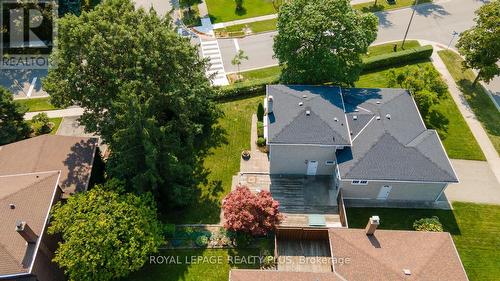 3690 Bluestream Crescent, Mississauga (Applewood), ON - Outdoor