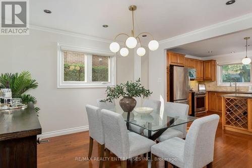 1115 Saginaw Crescent, Mississauga, ON - Indoor Photo Showing Dining Room