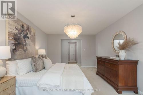 1115 Saginaw Crescent, Mississauga, ON - Indoor Photo Showing Bedroom