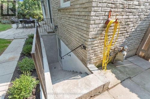 1115 Saginaw Crescent, Mississauga, ON - Outdoor