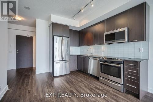 1902 - 10 Park Lawn Road, Toronto (Mimico), ON - Indoor Photo Showing Kitchen