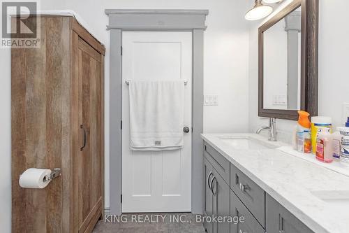 508420 Highway 89 Road, Mono, ON - Indoor Photo Showing Bathroom