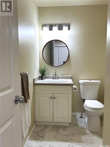 64 203 Herold Terrace, Saskatoon, SK - Indoor Photo Showing Bathroom